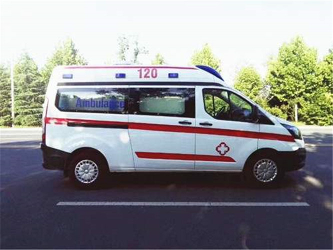 洛隆救护车出租服务案例6