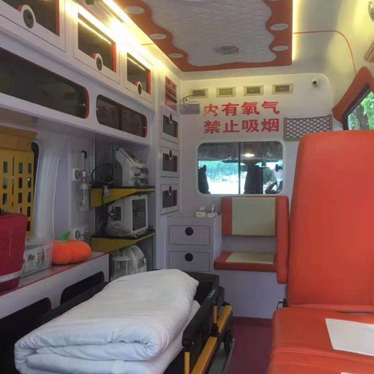 洛隆癌症租赁救护车转运：为生命护航的科技与人文关怀